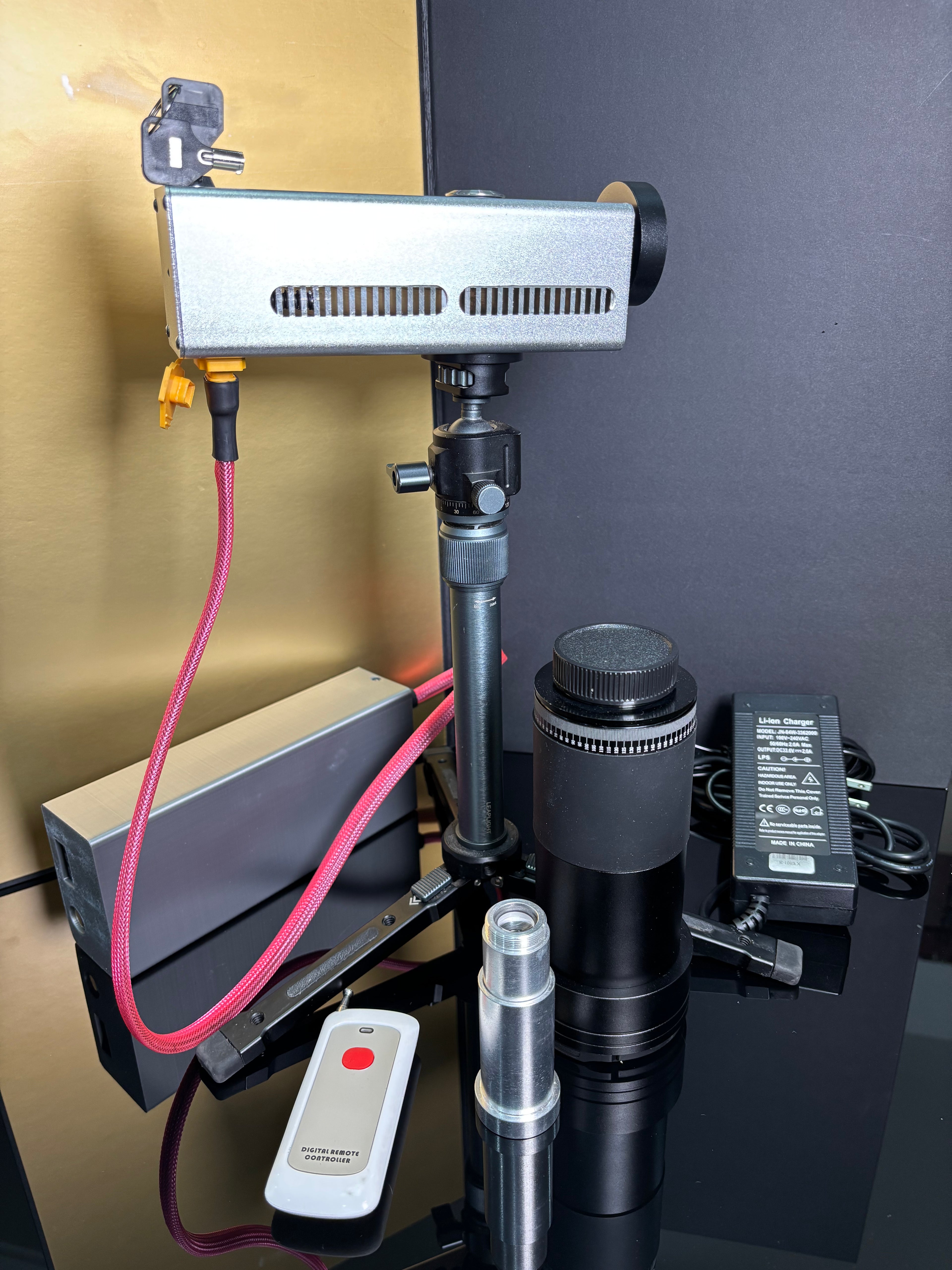 YZ260-DIY Laser Cannon. 260W (Battery DC 33.6V 5Ah; Wavelength 915). Range 30-50 meters. Battery life 5 years, with fast charging.