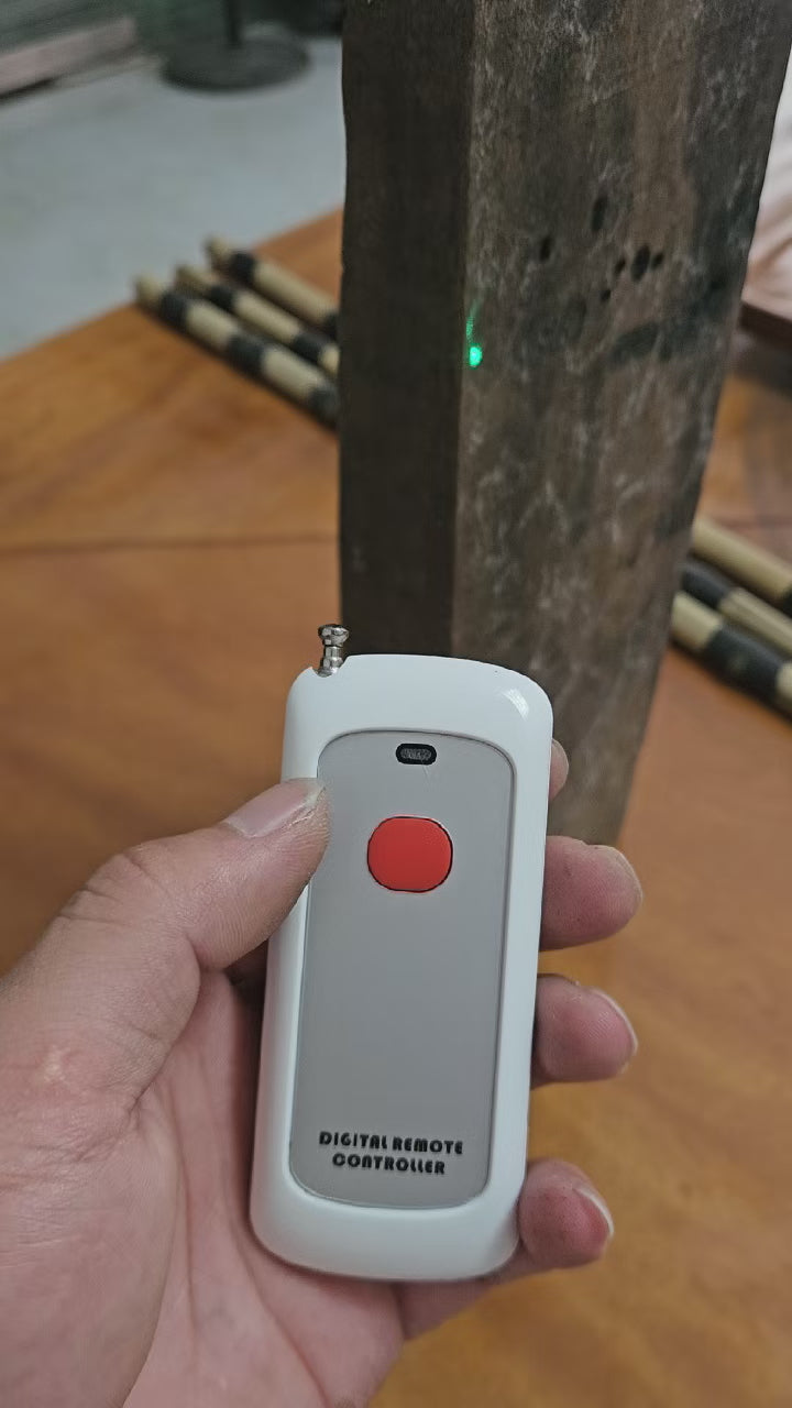 KX260-DIY Laser Cannon. Handheld 260W (Battery DC 33V 5Ah; Wavelength 915). cannon lens. Range 50 m. Battery life 5 years, with fast charging.